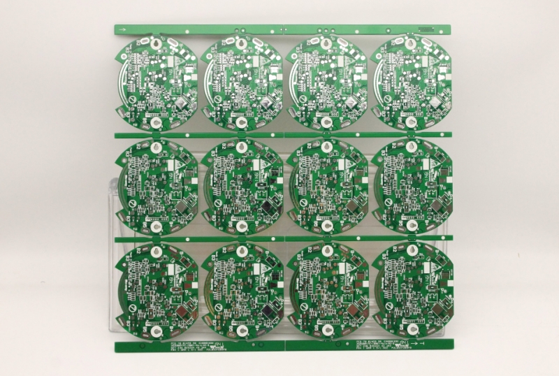 PCB板为什么大部分是绿色的?